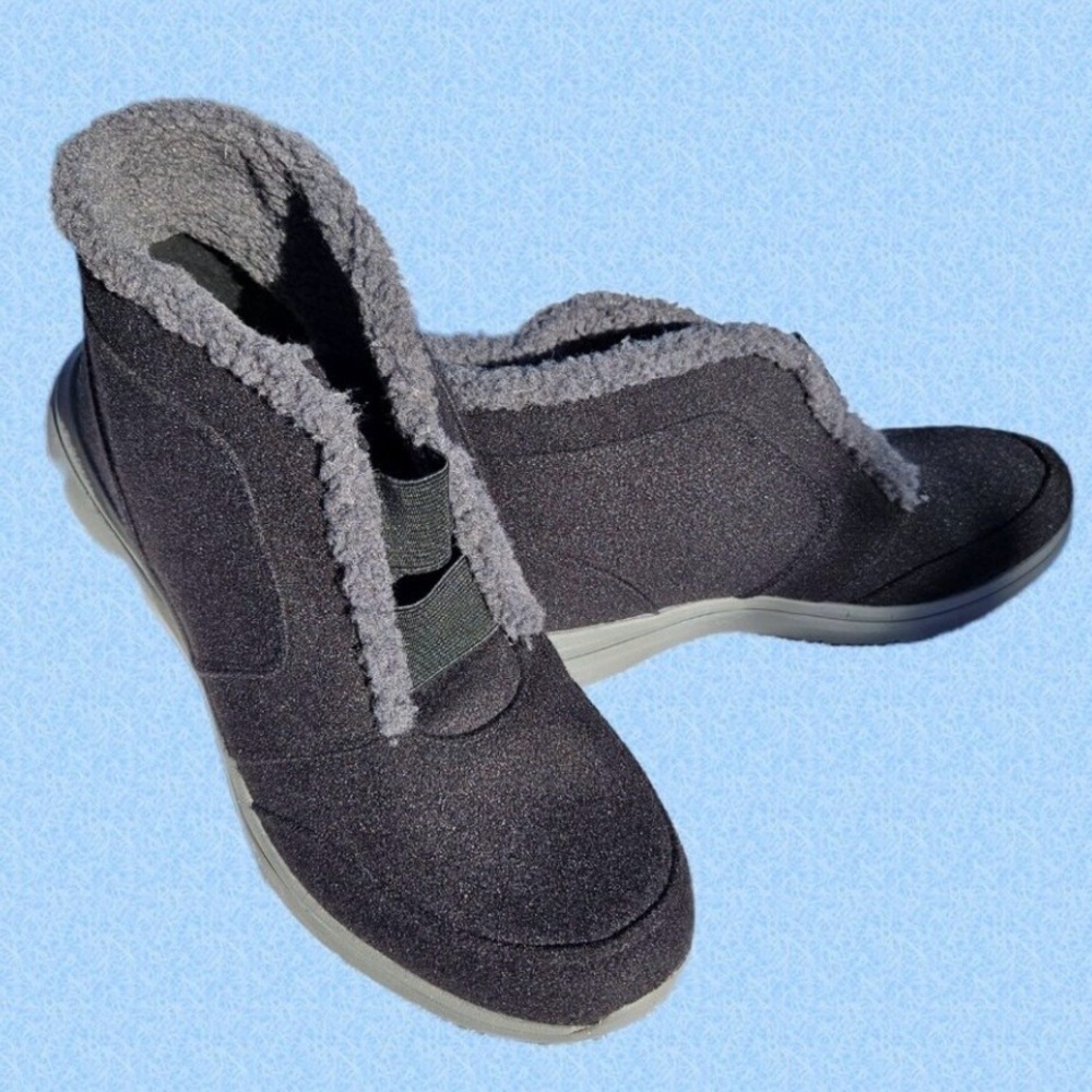Rykä Black/Gray Hiking Booties with Elastic Closure - 9.5